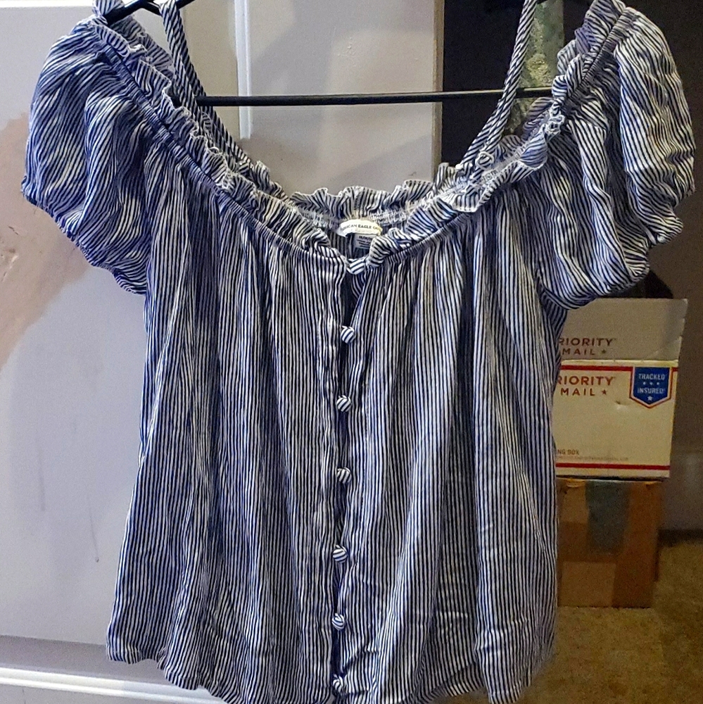 Stripped excellent crop top